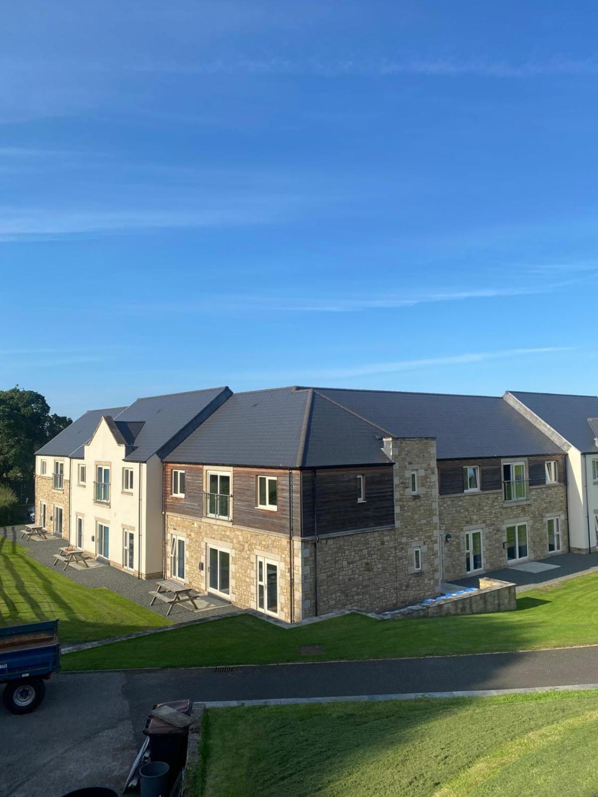Plawsworth Hall Serviced Cottages And Apartments Дарем Экстерьер фото