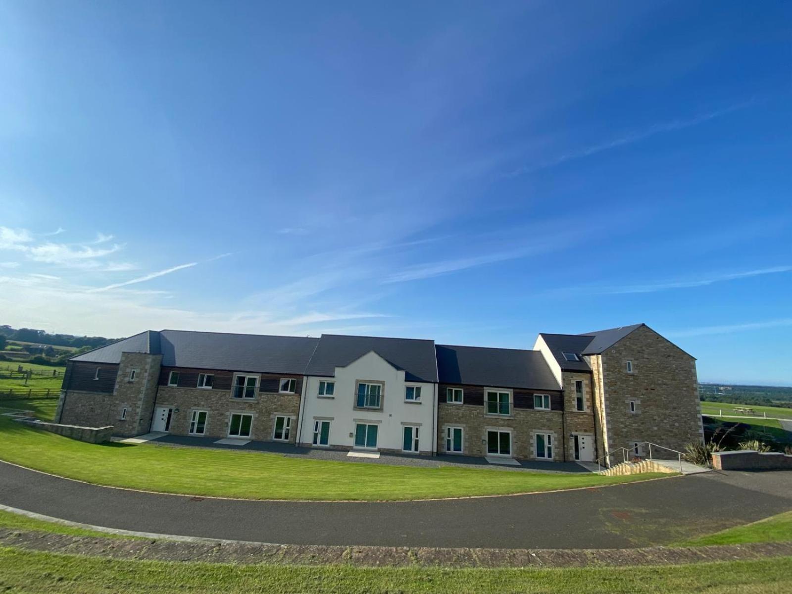 Plawsworth Hall Serviced Cottages And Apartments Дарем Экстерьер фото