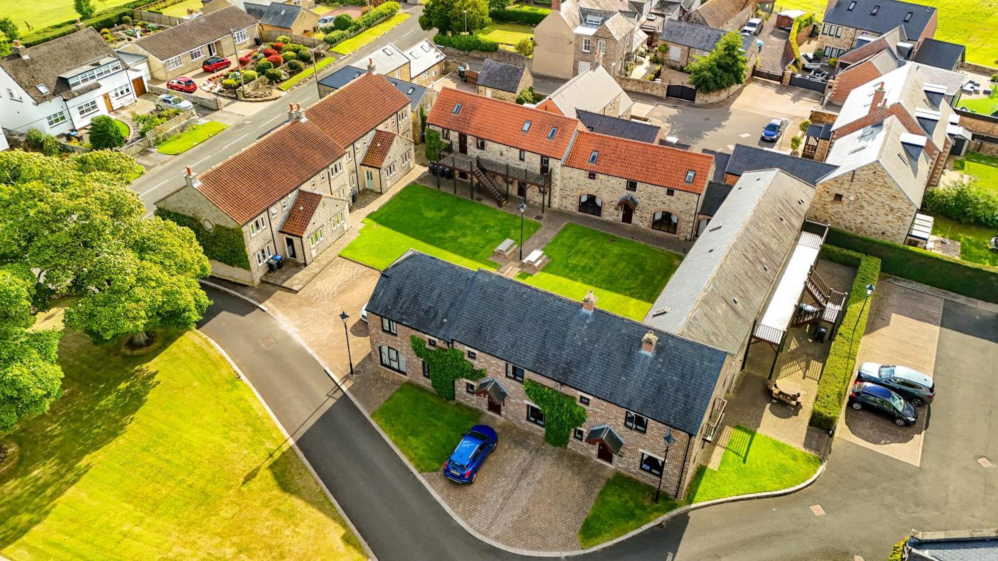 Plawsworth Hall Serviced Cottages And Apartments Дарем Экстерьер фото