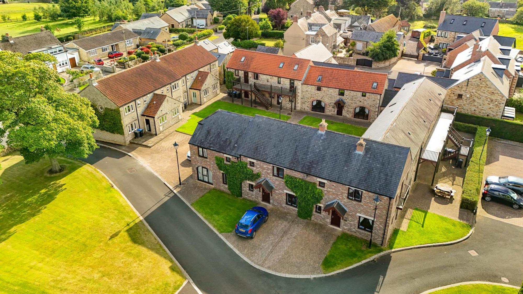 Plawsworth Hall Serviced Cottages And Apartments Дарем Экстерьер фото