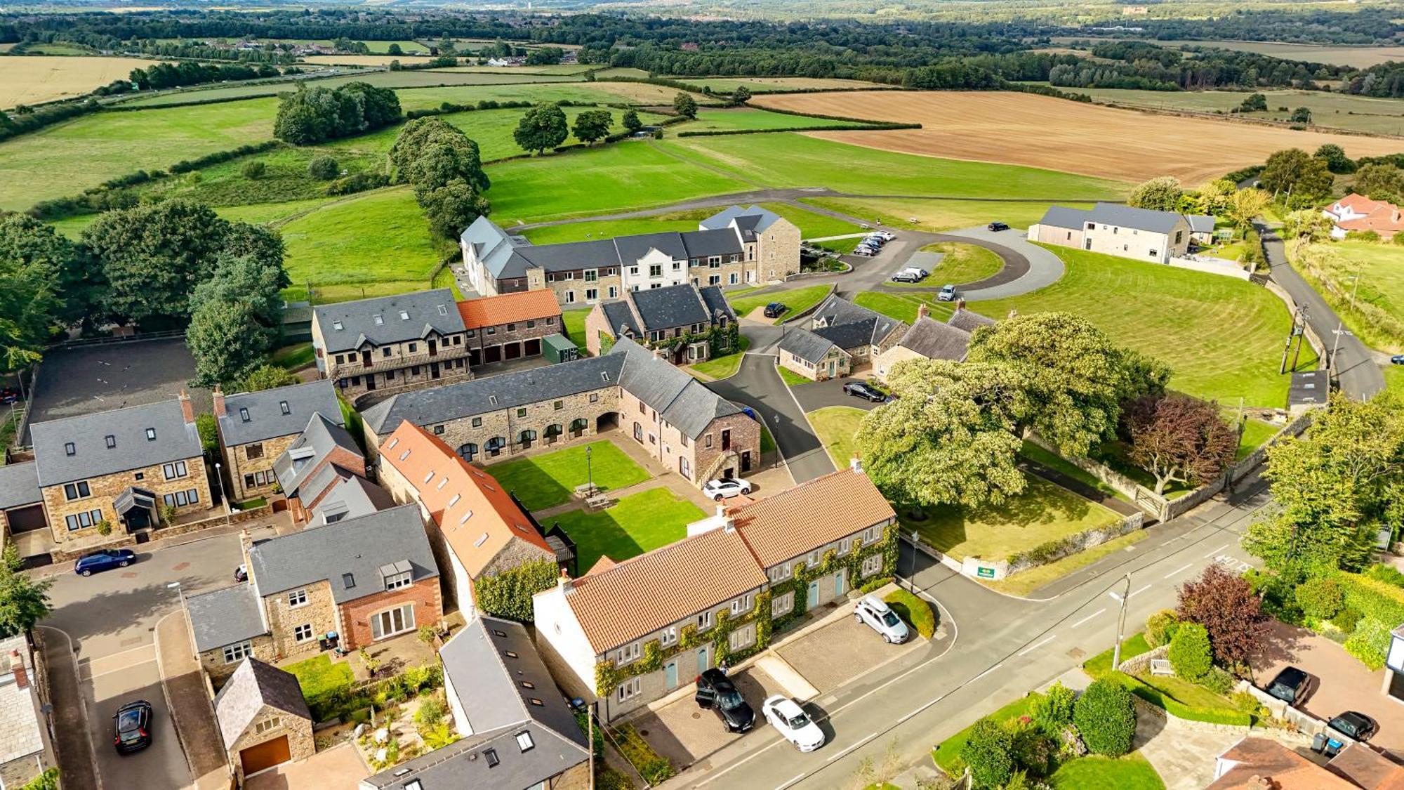 Plawsworth Hall Serviced Cottages And Apartments Дарем Экстерьер фото